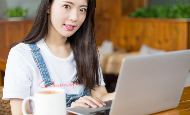 企業(yè)員工辭職報(bào)告202