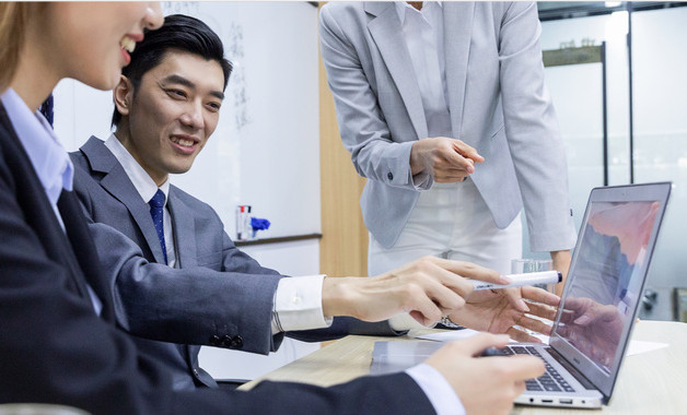 某有色金屬有限責任公司總經理年度工作報告