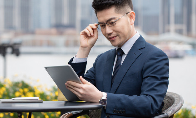 xxxx年中層干部個人述職報告十二篇